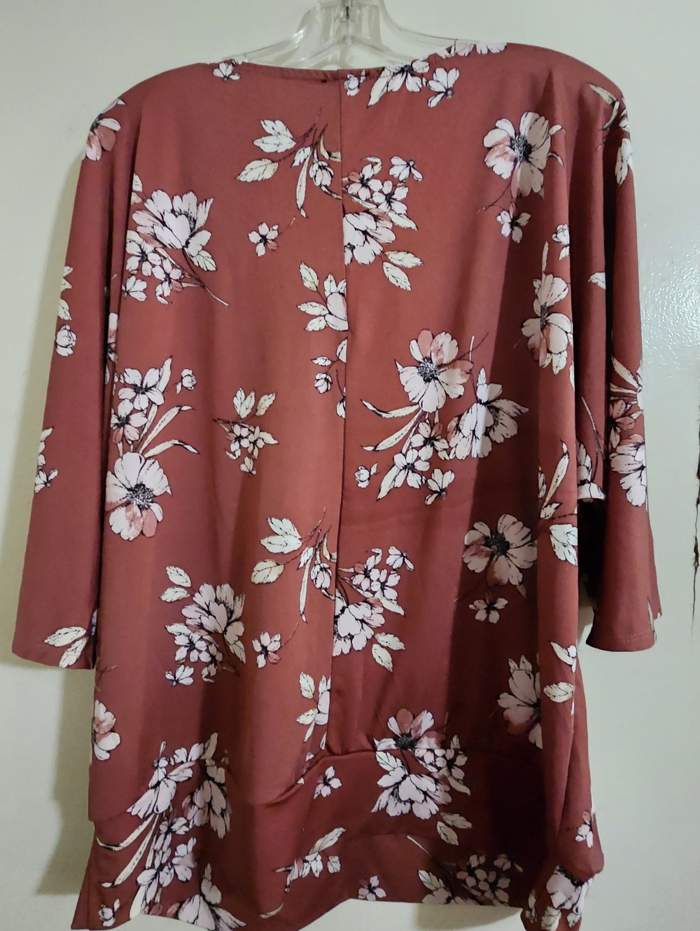 Floral Scoop Neck Blouse in Rust - Picture 3 of 4